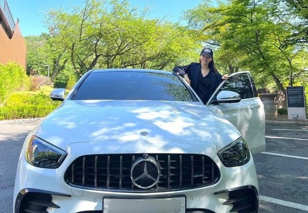 이하늬, 만삭의 몸으로 B사 고급 외제차 드라이브 "운전하기 좋은 날"[TEN★]