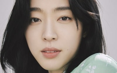[TEN인터뷰] 넷플릭스 글로벌 4위에도 무덤덤한 최성은 "스스로를 버리고 싶어"