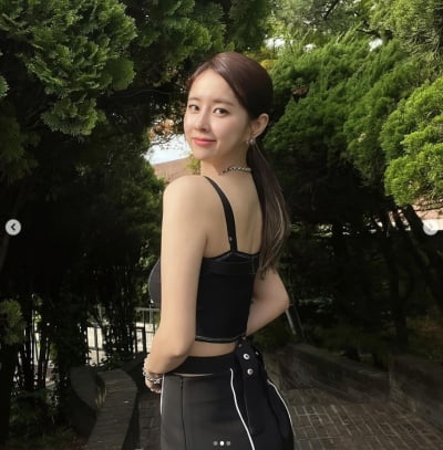 은가은, 민소매 크롭티로 섹시하게...상큼한 트롯요정[TEN★]