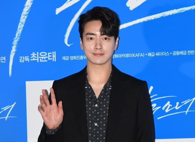 [공식] 이준혁, 윤계상·손석구 이어 '범죄도시3' 새 빌런? "긍정 검토 중"