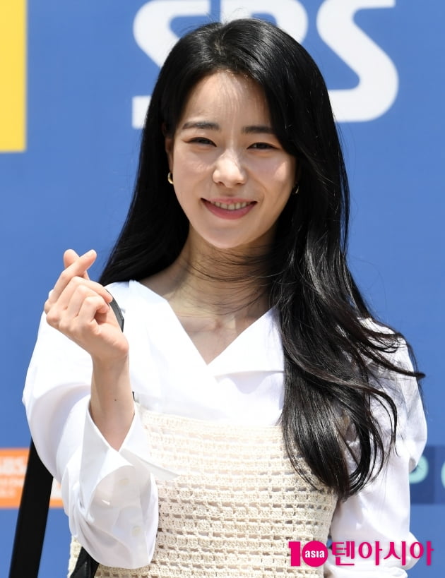 [TEN 포토] 임지연 '장미맨션 사랑해주세요'