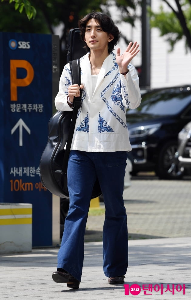 [TEN 포토] 잔나비 최정훈 '조각이 걸어온다'
