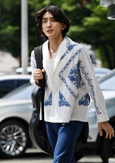 [TEN 포토] 잔나비 최정훈 '매력부자'