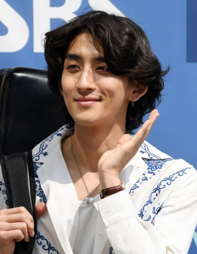 [TEN 포토] 잔나비 최정훈 '힐링주는 보조개 미소'