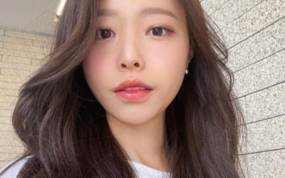 '박성광♥' 이솔이, 여배우보다 더 이쁘네…연한 화장으로 청순미↑[TEN★]