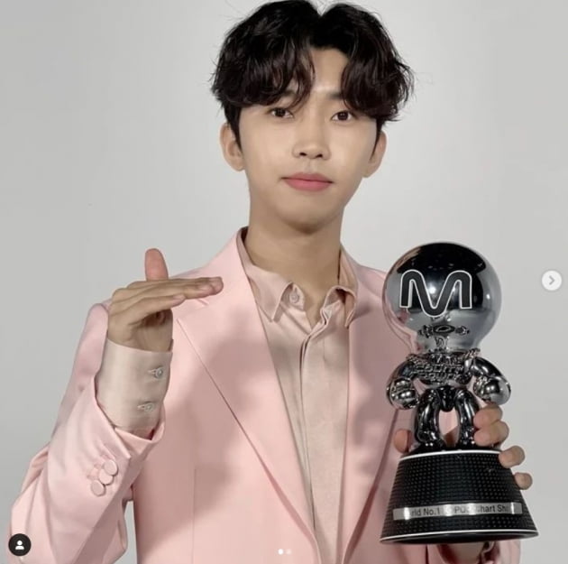 임영웅, '다시 만날 수 있을까'로 엠카 1위...영웅시대 감사합니다[TEN★]