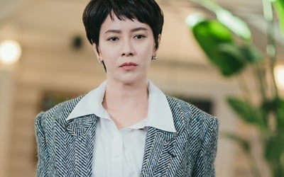 송지효, 인터뷰 태도 논란…기자와 신경전 벌여 ('별똥별')