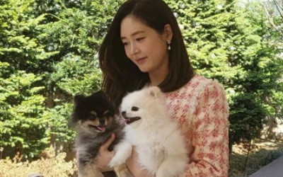 '쌍둥이맘' 성유리, 셋째 공개…유모차 끌고 행복한 주말 만끽 [TEN★]