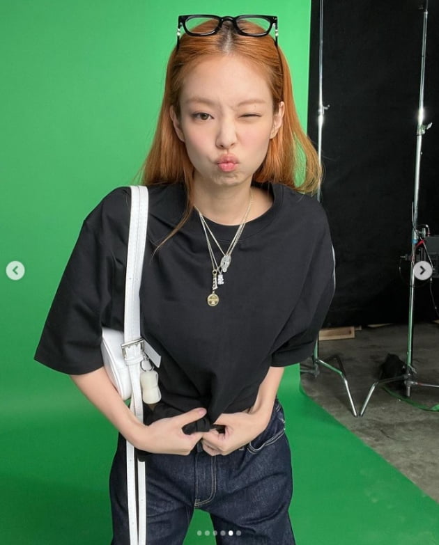 블랙핑크 제니, 지적이면서 시크해...오늘도 이쁨[TEN★]