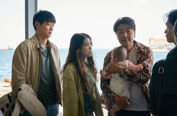 "보기만 해도 즐겁다" 송강호X강동원X이지은, 뜻밖의 동행…몰입도 UP('브로커')