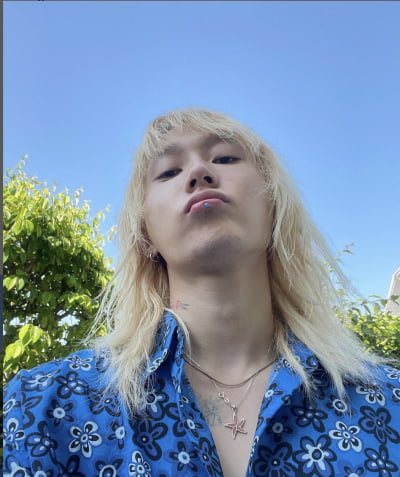 '현아♥' 던, '각도의 중요성' 무시하는 셀카 한 장 [TEN★]