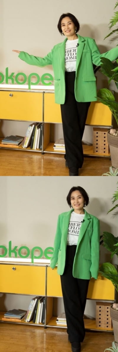 '17kg 감량' 박경림, 날렵 턱선·여리여리 몸매…'초록 패션' 센스 눈길 [TEN★]