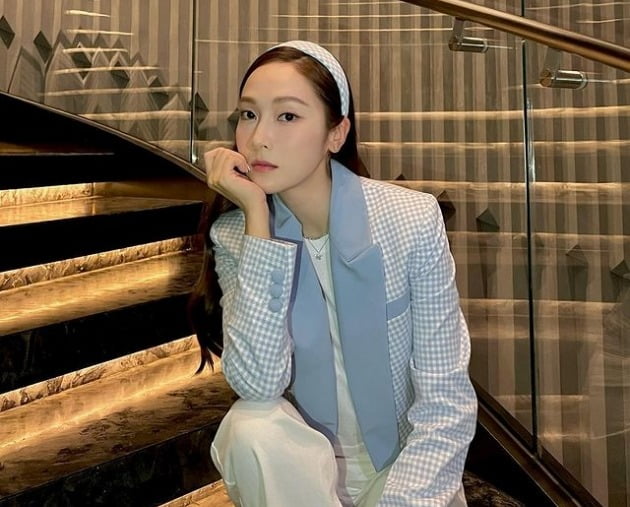 '타일러 권♥' 제시카, 소설 작가로 변신 하더니…되찾은 얼음 공주의 표정[TEN★]