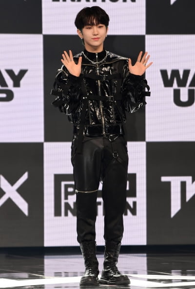 [TEN 포토] 티엔엑스 오성준 '막내가 05년생'