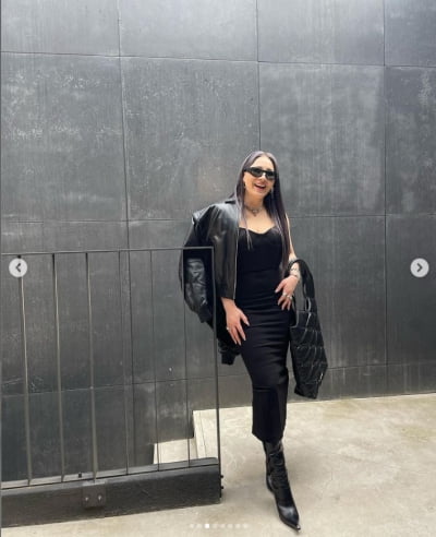 CL, 몸매 드러낸 밀착원피스...은근히 섹시미 강조[TEN★]