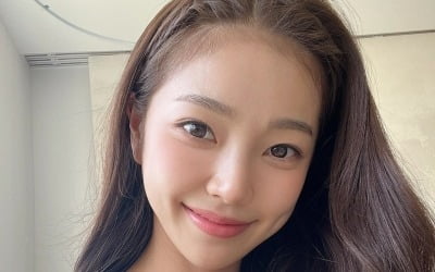 '오창석♥' 이채은, 은근한 섹시美…드레스 입고 '공주님 미모' 과시 [TEN★]