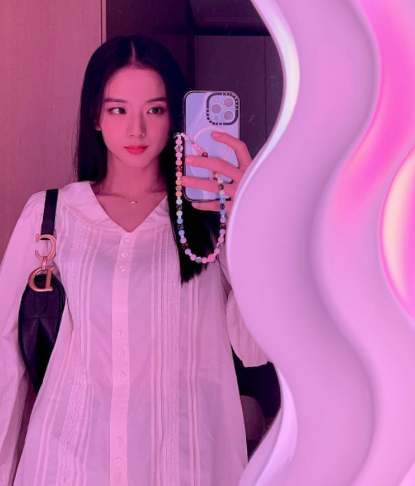 사진=지수 인스타그램