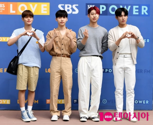 [TEN 포토] AB6IX '남친룩의 정석'