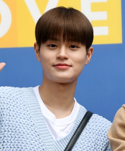 [TEN 포토] AB6IX 이대휘 '순정만화 주인공처럼'