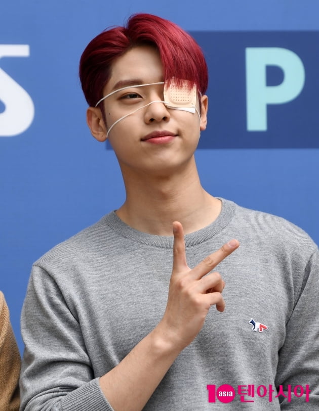 [TEN 포토] AB6IX 김동현 '라디오 왔어요'