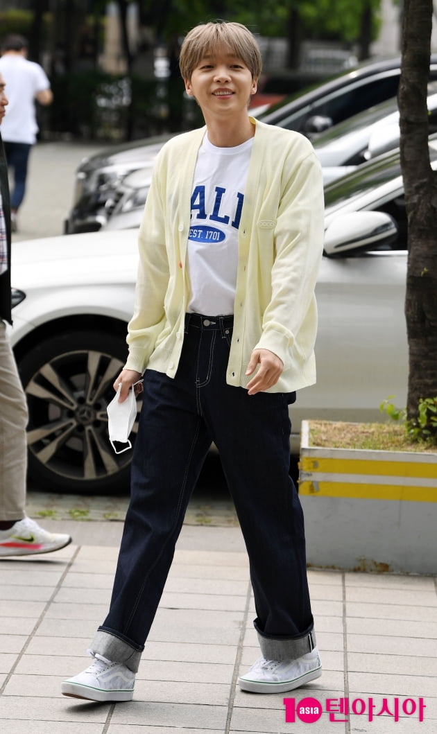 [TEN 포토] 정세운 '청바지+흰티만 입어도 빛나'