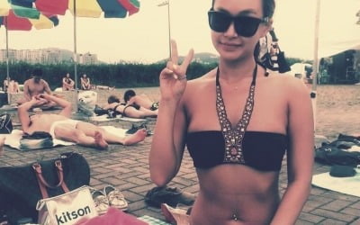 "돌아갈 수 있길"…'11살 연하♥' 배윤정, 애엄마 되기 전 비키니 자태 [TEN★]