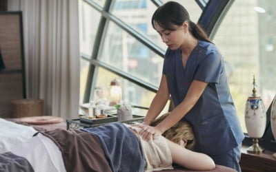 엄정화·이정은, 깨진 30년 우정 다시 붙을 수 있을까 ('우리들의 블루스')