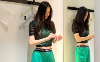 '남궁민♥' 진아름, 시스루 크롭티에 배꼽 노출은 '살짝'[TEN★]
