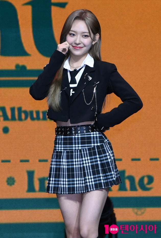 [TEN 포토] 라잇썸 유정 '자체발광 여신미모'