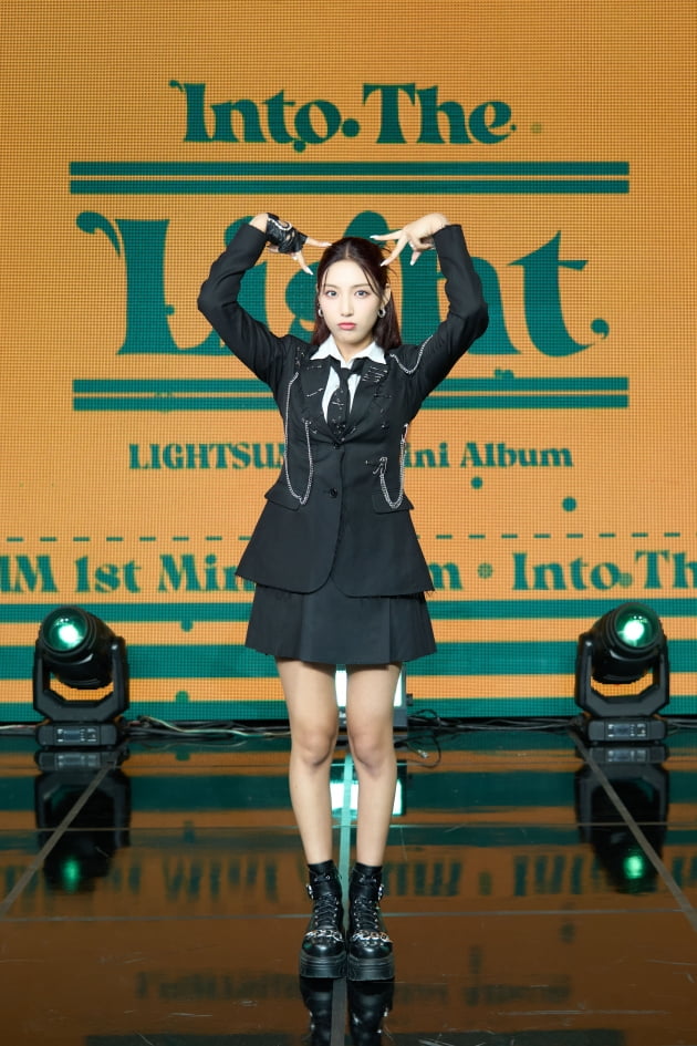 '라잇썸' 초원/ 사진 제공=큐브엔터테인먼트
