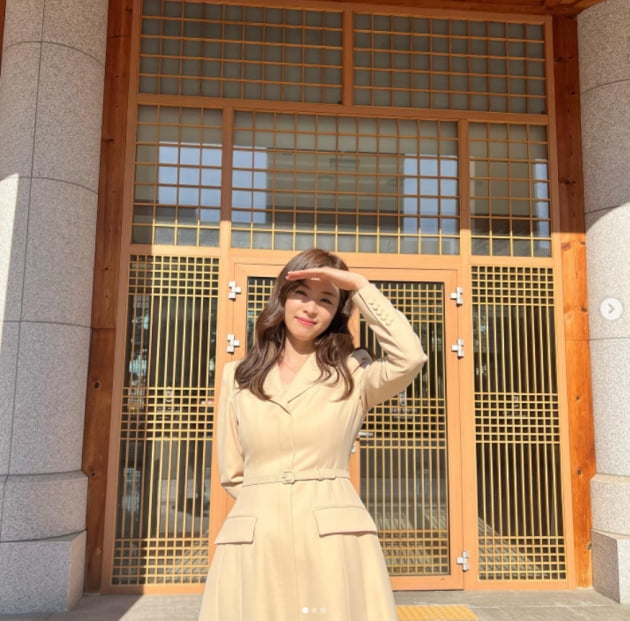 이연희, 햇빛 마저 질투하는 미모...예쁨 한가득[TEN★]
