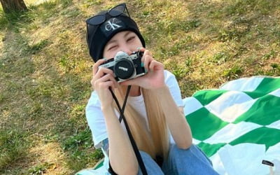 제이미, 카메라보다 작은 얼굴…앙상한 팔뚝 '눈길'[TEN★]