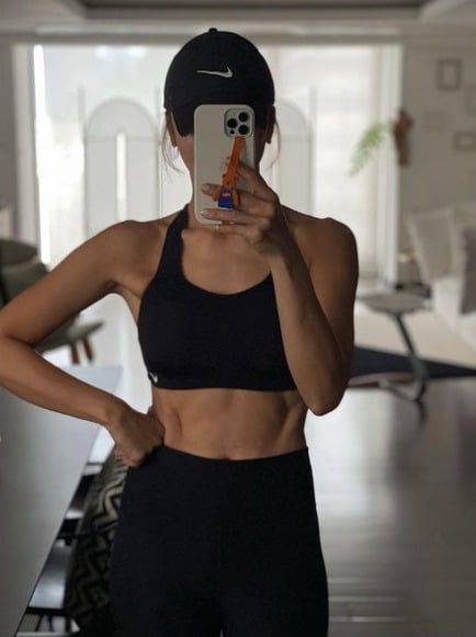 최은경, 관리하는 50대…갈라지는 복근 그림인 줄 "애프터 기대해봄"[TEN★]