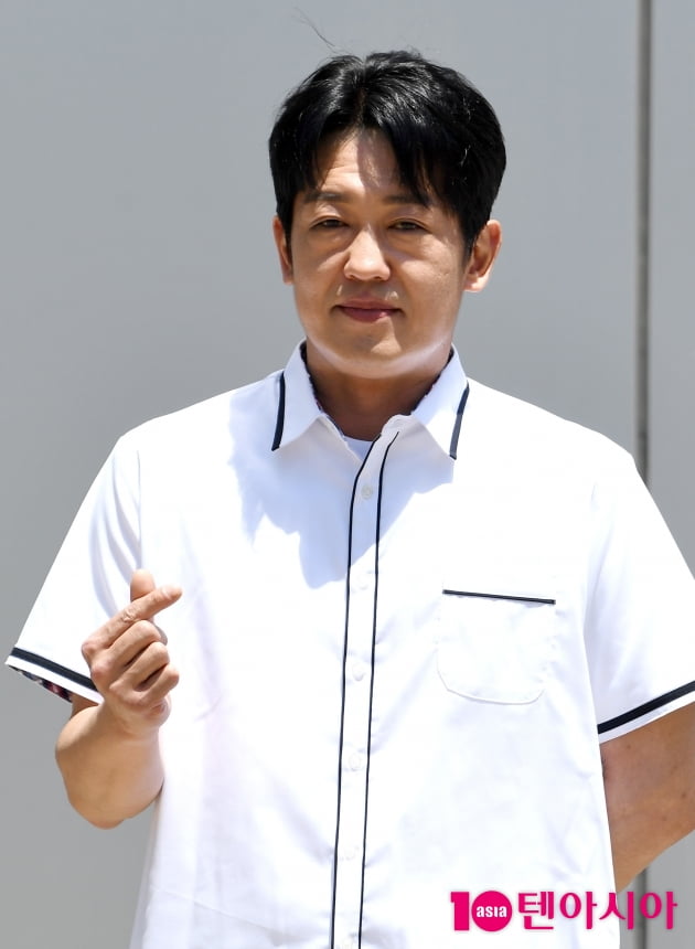 [TEN 포토] 허성태 '드라마 '인사이더' 사랑해주세요'