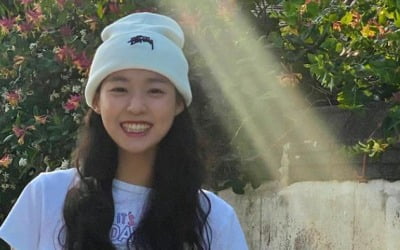 설현, 초여름에 비니라니…땀띠 걱정없는 '무해한 미소'[TEN★]