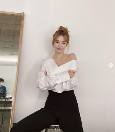 한예슬, 어깨 드러내며 시원한 스타일링...청순+섹시[TEN★]