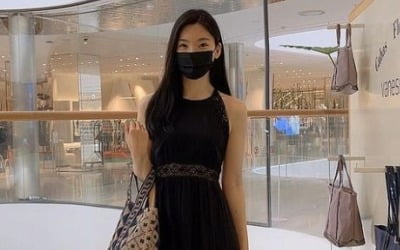 '윤남기♥' 이다은, 여의도를 휴양지로 만들어버린 바캉스룩 "하나같이 찰떡이고 예뻐" [TEN★]