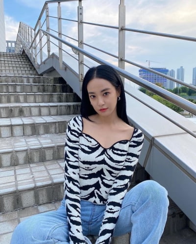 이주연, 역시 화제성 甲 톱스타…포즈만 바꿨을 뿐인데 남다른 아우라[TEN★]