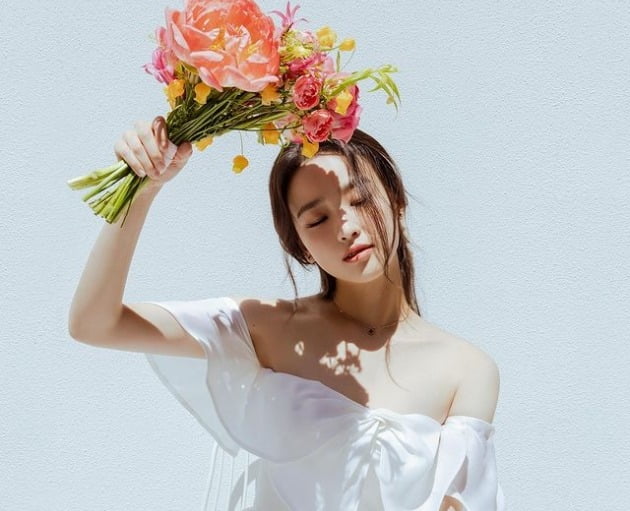 '9살 연상♥' 손연재, 벌써 웨딩 화보 찍었나? "행복한 생일날 좋은 소식"[TEN★]