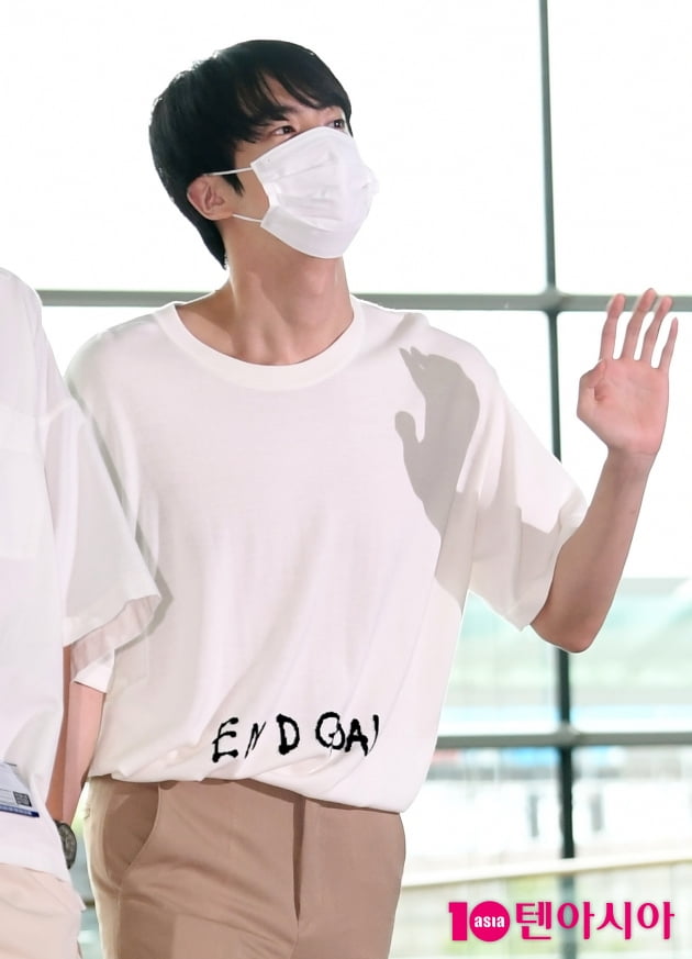 [TEN 포토] 방탄소년단 진 '아미 반가워요'