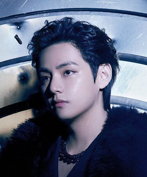 방탄소년단 뷔, 앞머리 까니 더 '핫'해…완벽 비주얼로 'Proof' 기대 상승 