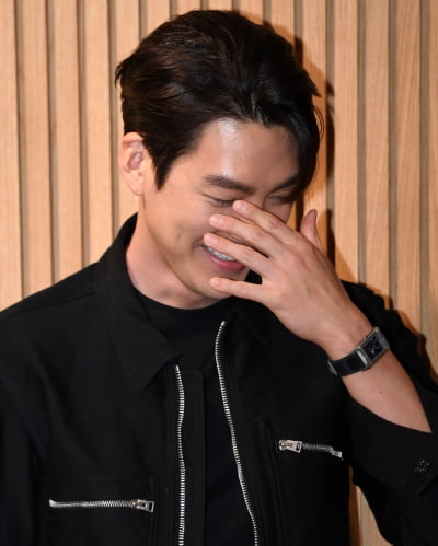 [TEN 포토] 김우빈 '수줍은 미소'