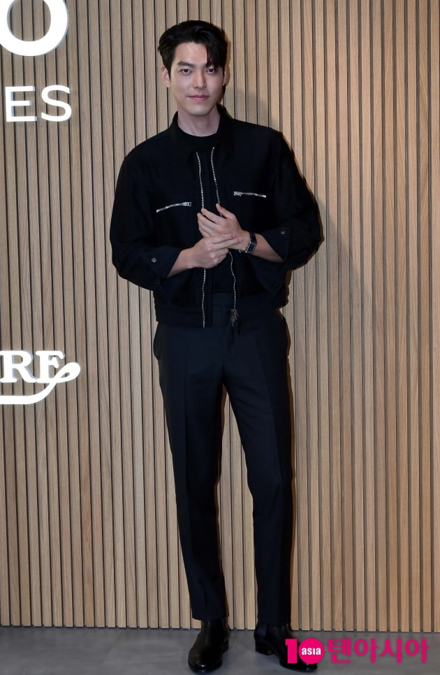 [TEN 포토] 김우빈 '상남자의 샤프한 비주얼'
