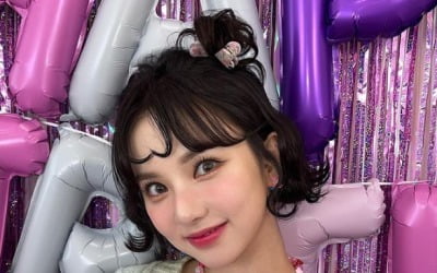 비비지 은하, 앞머리 꼬아서 하트 만들었네…왕방울만한 눈망울[TEN★]