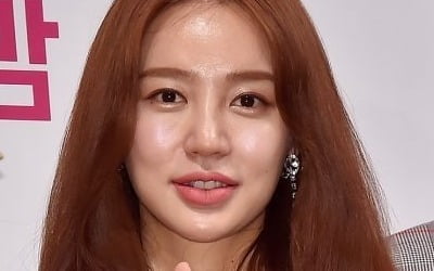 [TEN피플] 윤은혜, 김종국 또 언급…열애설 해명 아닌 눈물, 유재석은 '난감'
