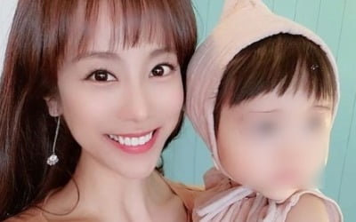 [TEN피플] '가정폭력' 조민아, 이혼 사실이었다…"싱글맘으로, 행복하고 싶었다" 눈물