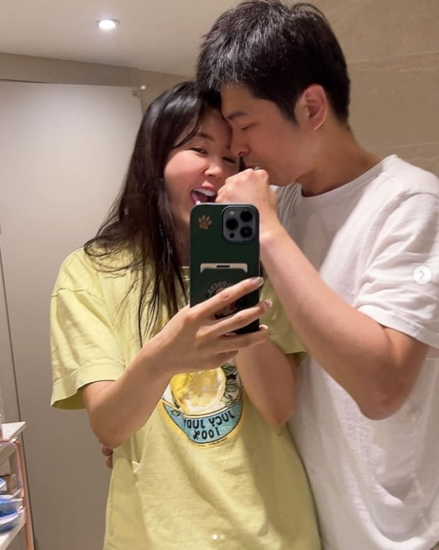  장영란, ♥한의사 남편과 양치할 때도 얼굴 밀착 "연하지만 아빠 같아"[TEN★]