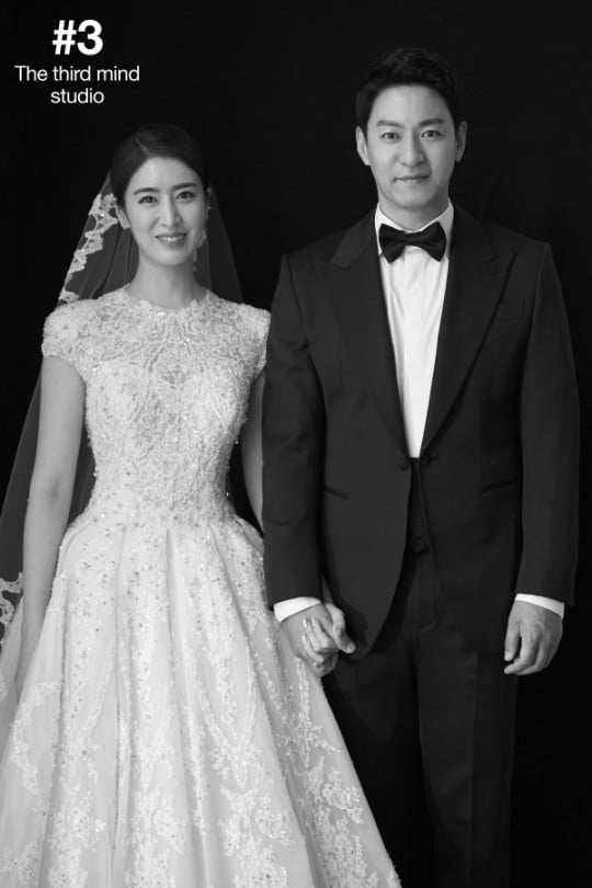 '49세' 주진모는 무슨 복이야…11살 연하 아내 민혜연의 장미 이벤트 [TEN★]