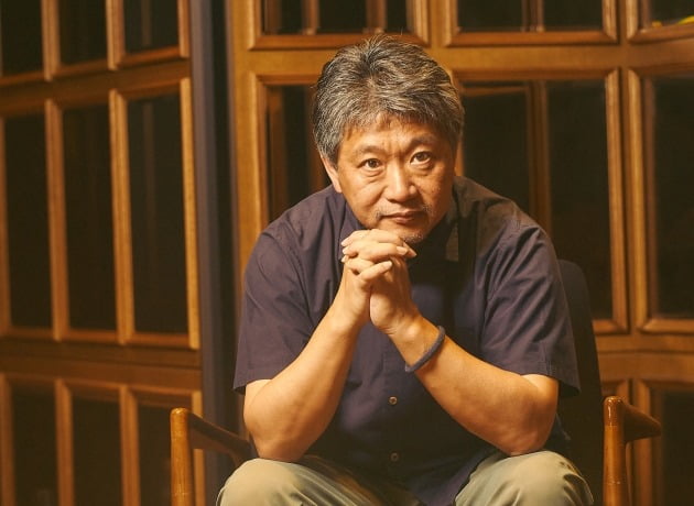 [TEN인터뷰] '브로커' 감독 "'베이비 박스' 소재 호불호=의도…논란 신경 안 써"