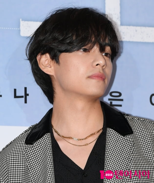 [TEN 포토] 방탄소년단 뷔 '짙은 잘생김'